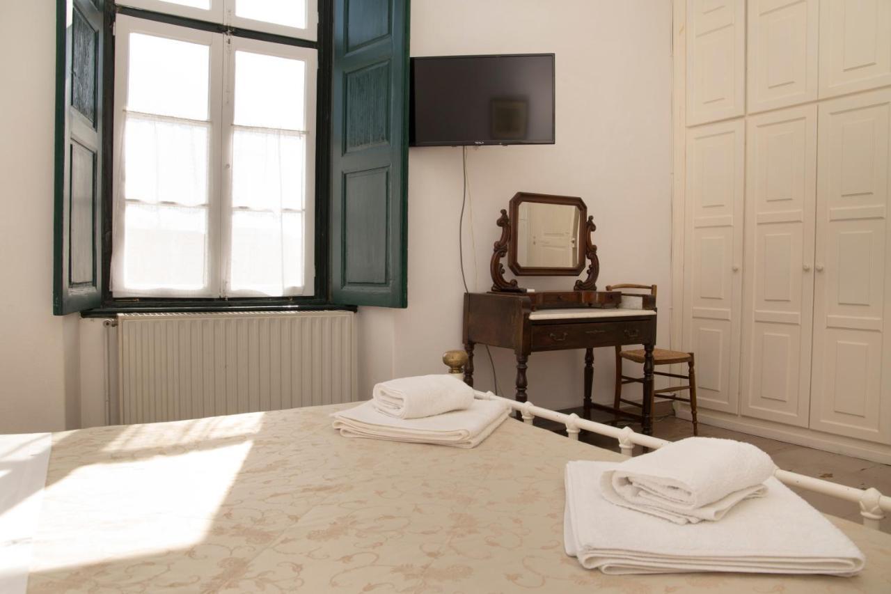 1861 Mansion Spetses Villa Eksteriør bilde
