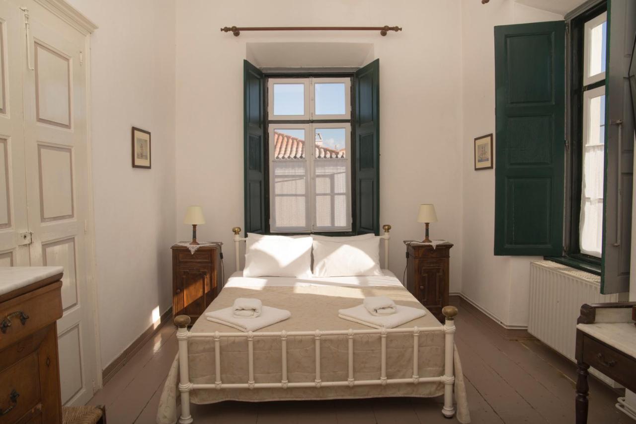 1861 Mansion Spetses Villa Eksteriør bilde