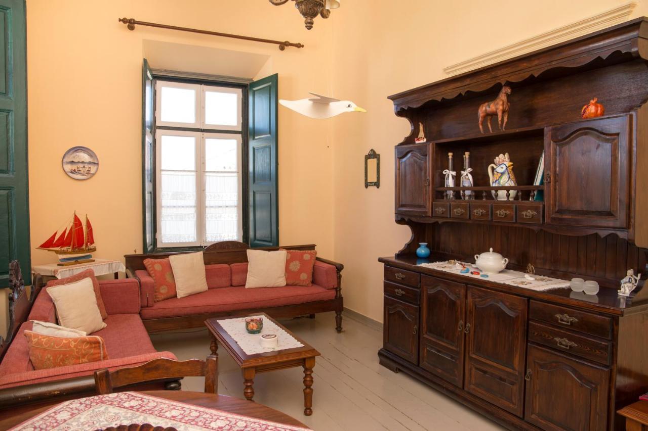 1861 Mansion Spetses Villa Eksteriør bilde